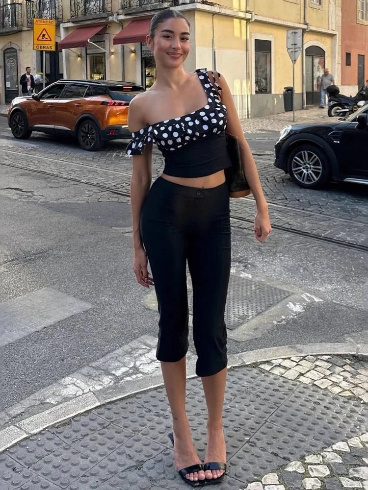 Moira Black Capri Pants