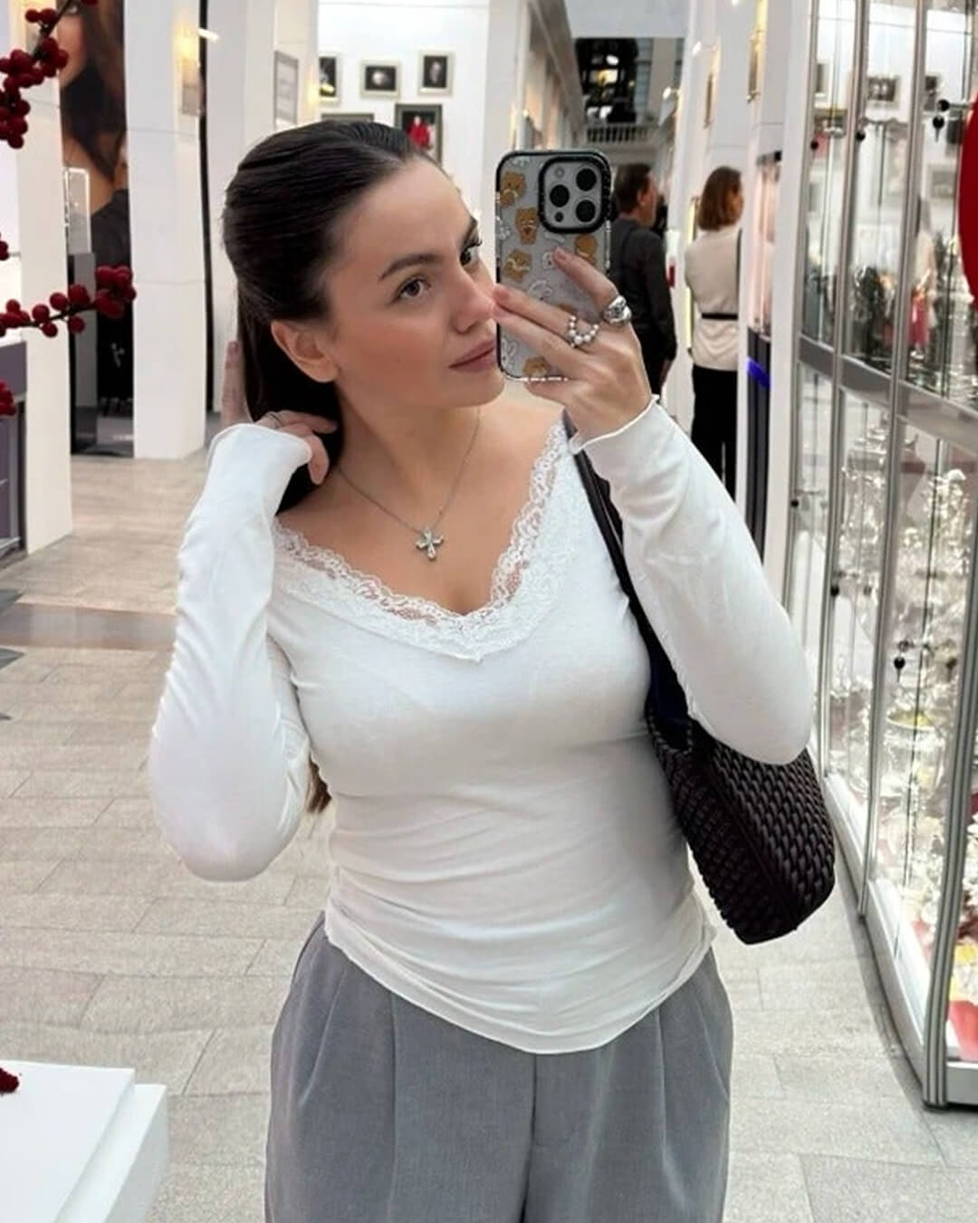 Agira V-Neck Lace Top