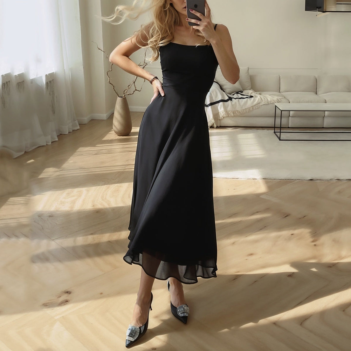 Verity Sleeveless Midi Dress